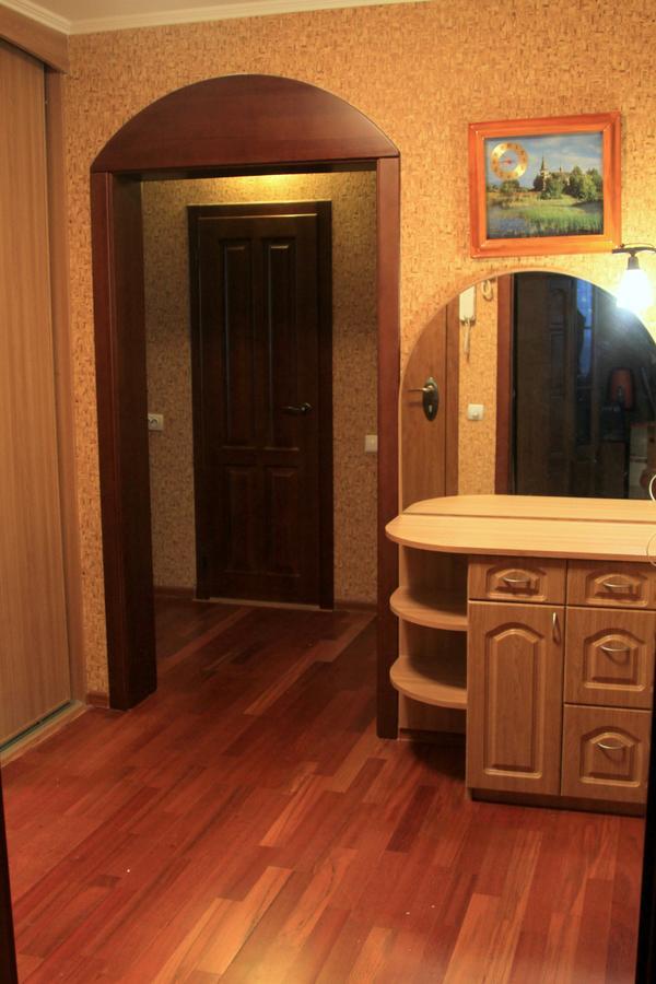 كييف Apartment Near Metro Akademgorodok المظهر الخارجي الصورة