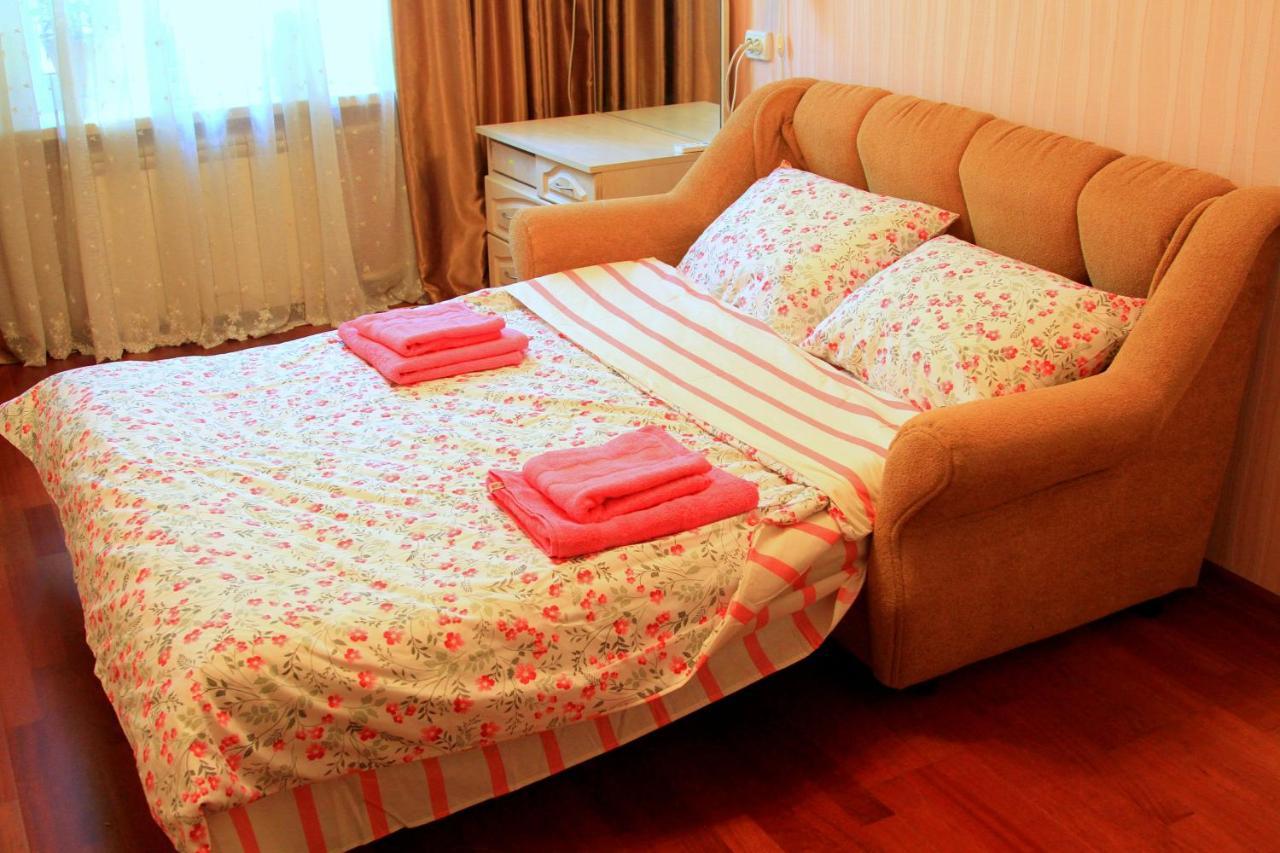 كييف Apartment Near Metro Akademgorodok المظهر الخارجي الصورة